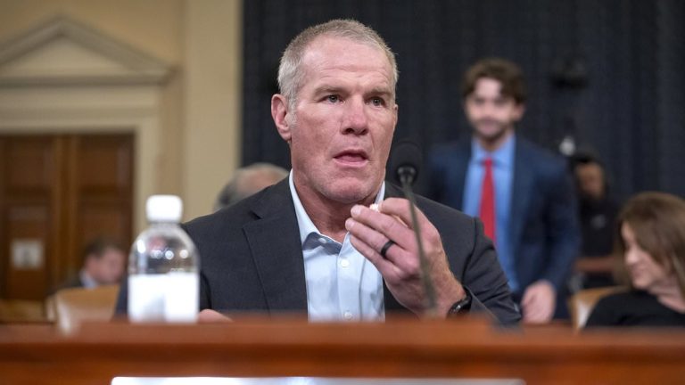 Brett Favre annonce son diagnostic de Parkinson en pleine audience