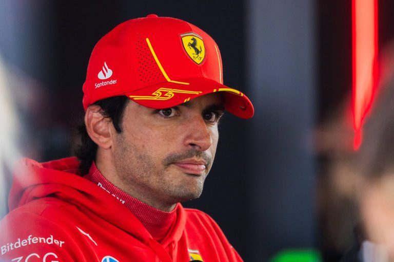 Carlos Sainz envisage un retour chez Ferrari en F1