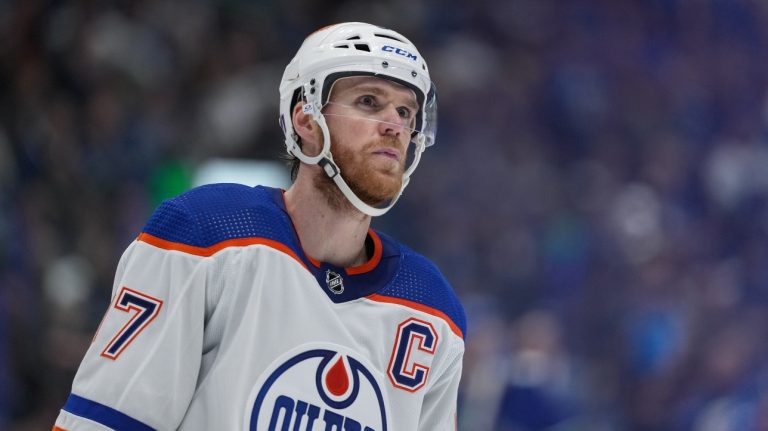 Connor McDavid ajuste son entraînement pour la saison 2023-24