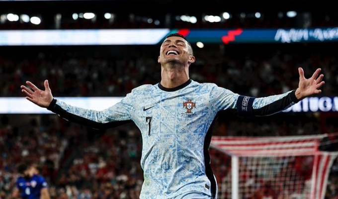 Cristiano Ronaldo brille et fait gagner le Portugal contre l'Écosse