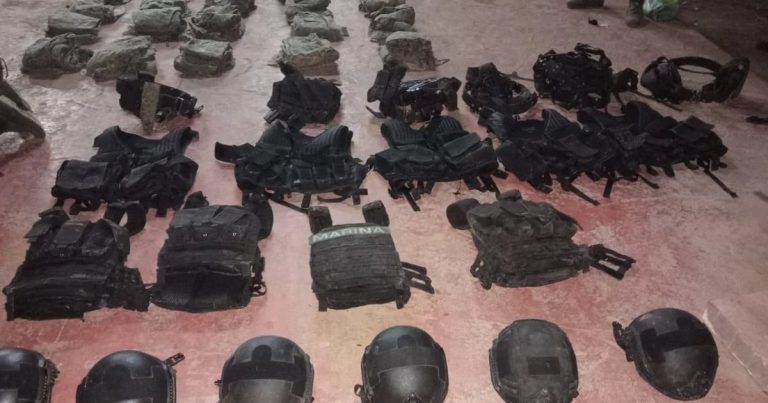 Culiacán, Sinaloa : Une exposition des armes suite à l'affrontement violent du 29 août