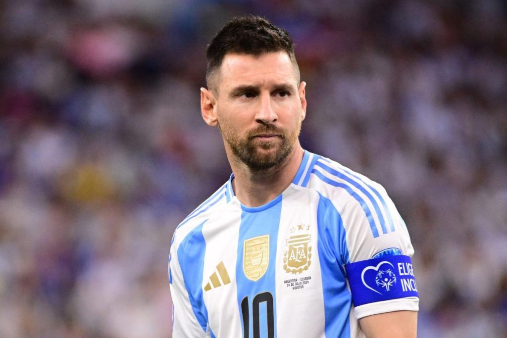 El impactante gesto de Lionel Messi con un jugador de la selección argentina que se viralizó en las redes