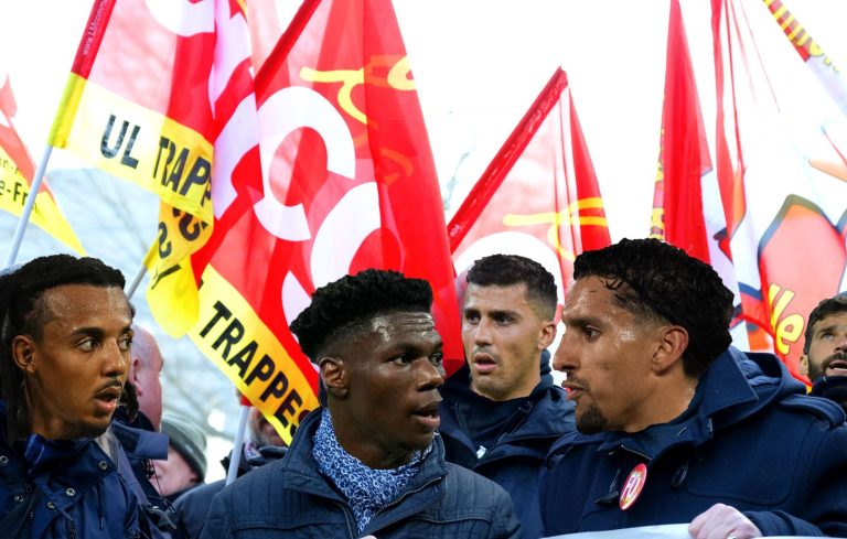 Grève des footballeurs : le ras-le-bol face aux calendriers surchargés