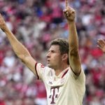 Harry Kane and Thomas Müller score as Bayern beats Freiburg in the Bundesliga