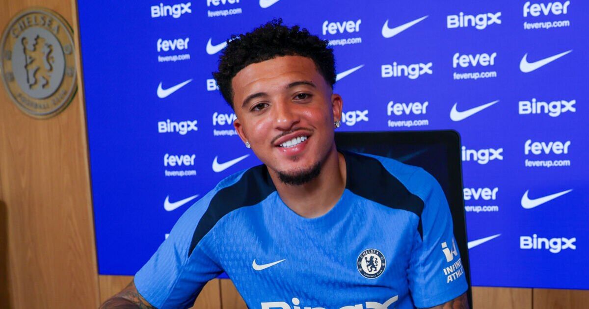 Jadon Sancho sent Chelsea message by player