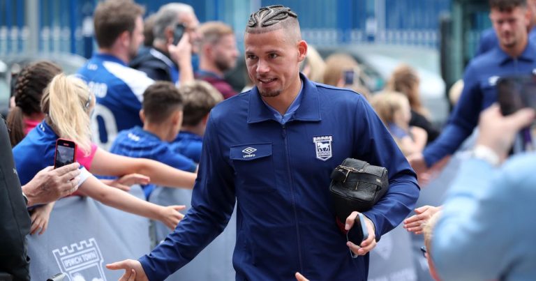 Kalvin Phillips reste à Ipswich malgré la blessure de Rodri