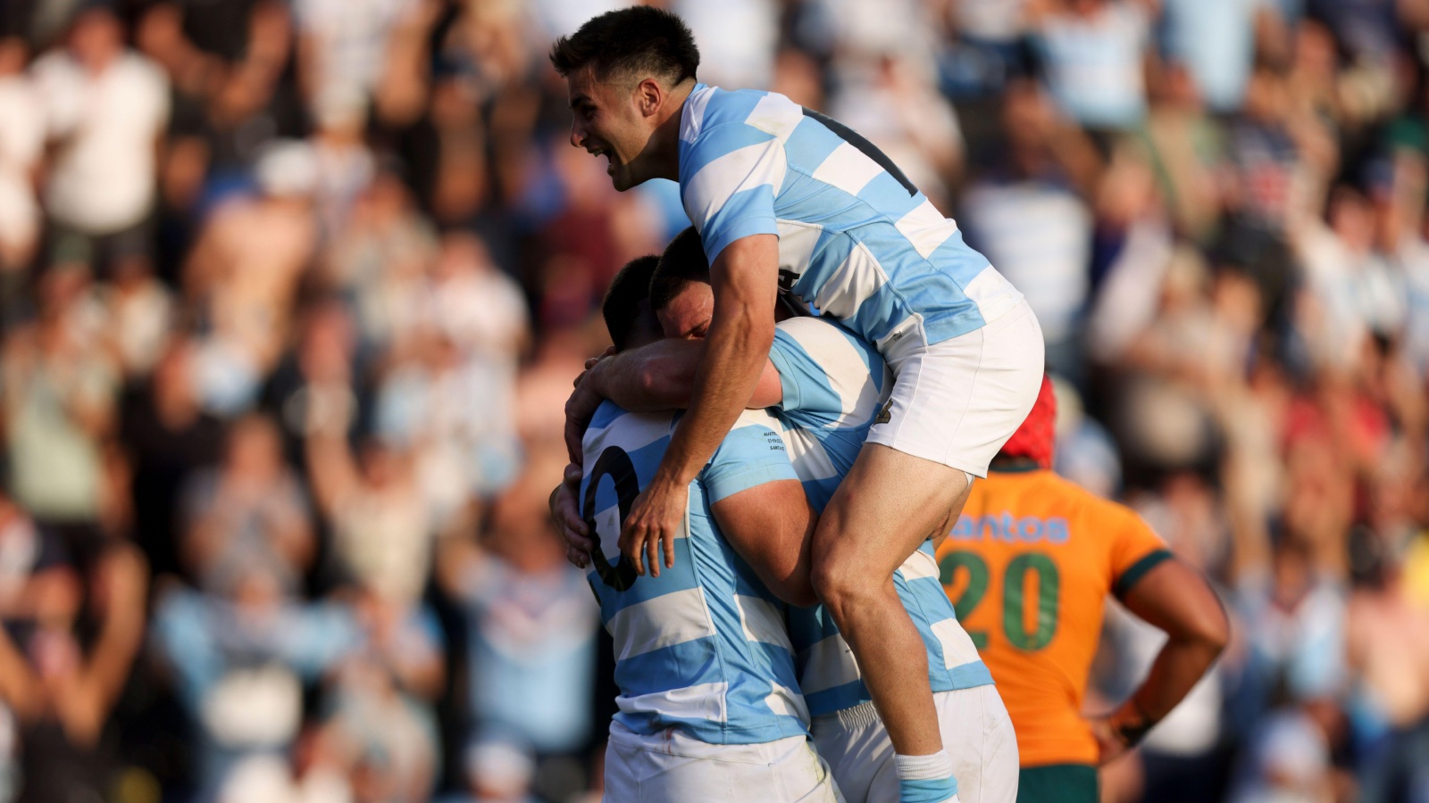 L'Argentine écrase l'Australie 67-27 avec Montoya en vedette