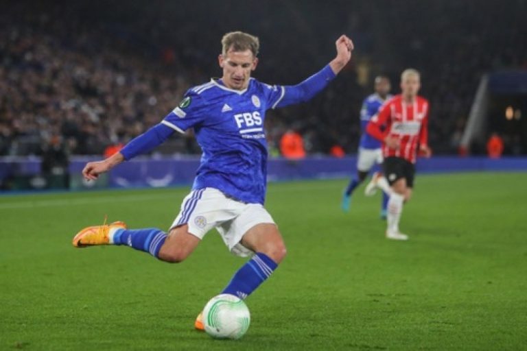 L'icône de Leicester City, Marc Albrighton, raccroche les crampons