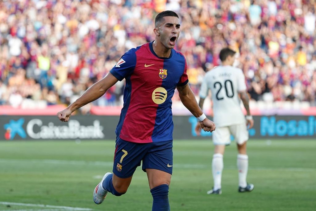 La Liga: Raphinha Nets Hat-Trick As Barcelona Decimate Real Valladolid 7-0 - In Pics