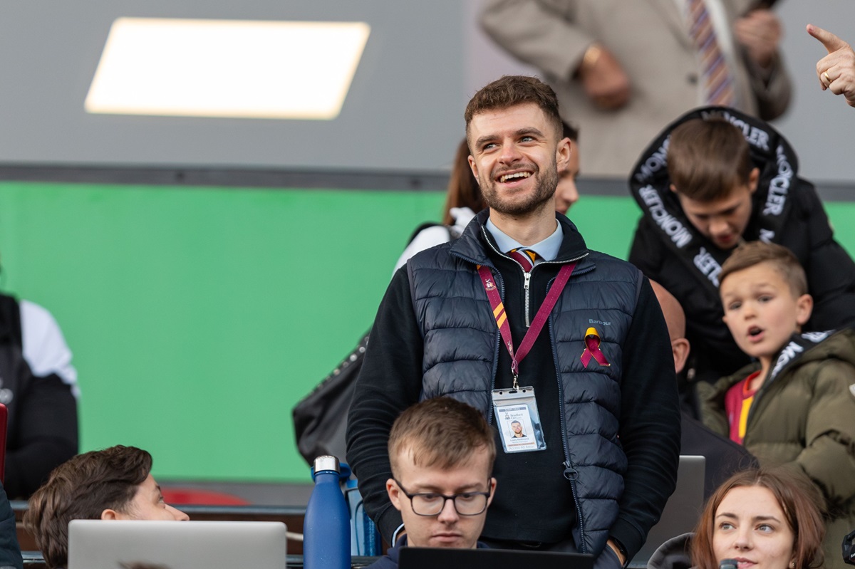 Lewis Redmond dit adieu à Bradford City pour la Premier League