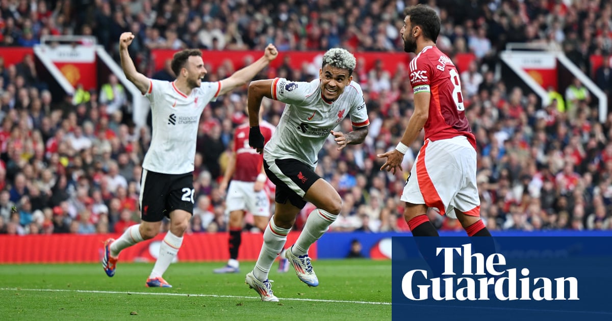 Liverpool écrase Manchester United tandis qu'Arsenal déçoit en Premier League