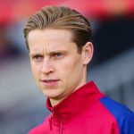 Man Utd make final transfer decision on Frenkie de Jong as deadline day arrives