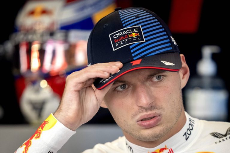 Max Verstappen menace la FIA : tensions autour des communications