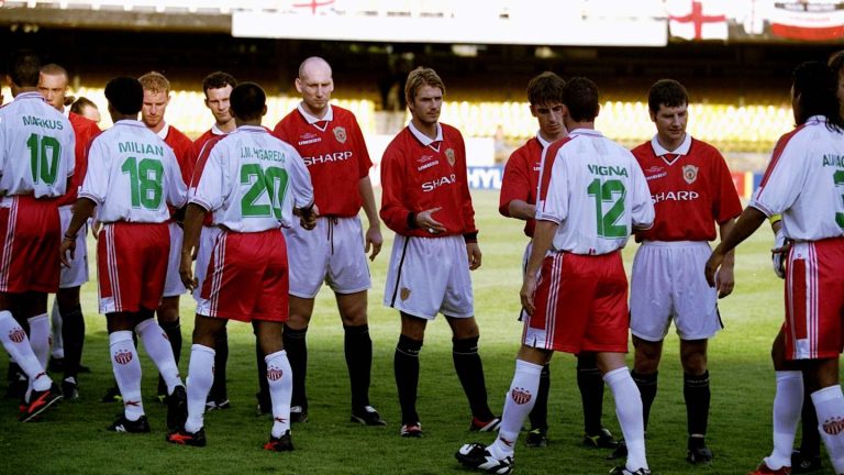 Nécaxa et Manchester United : Un match historique en 2000