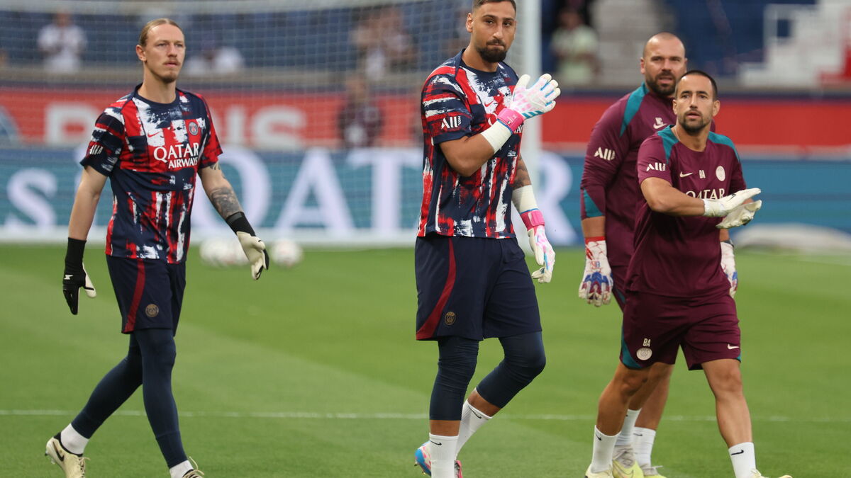 PSG : entre les gardiens Gianluigi Donnarumma et Matvey Safonov, y a-t-il vraiment match ?