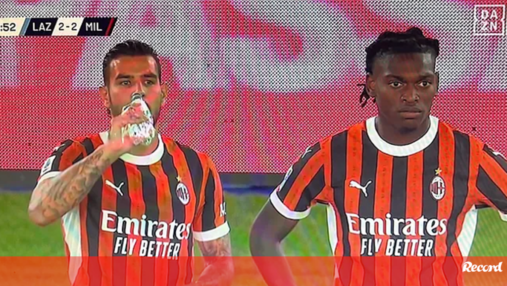 Paulo Fonseca reage à 'polémica' com Rafael Leão e Theo Hernández: «Não reparei que estavam à parte...» - AC Milan - Jor