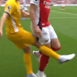 Premier League : Declan Rice est exclu après avoir subi une grosse faute (vidéo)