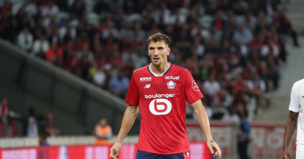 Thomas Meunier pas titularisé avec Lille face au PSG pour raison disciplinaire !