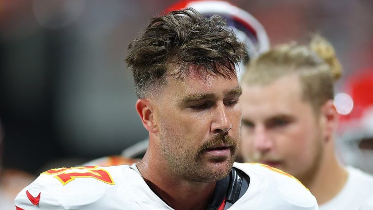 Travis Kelce : sa mère défend son fils face aux critiques