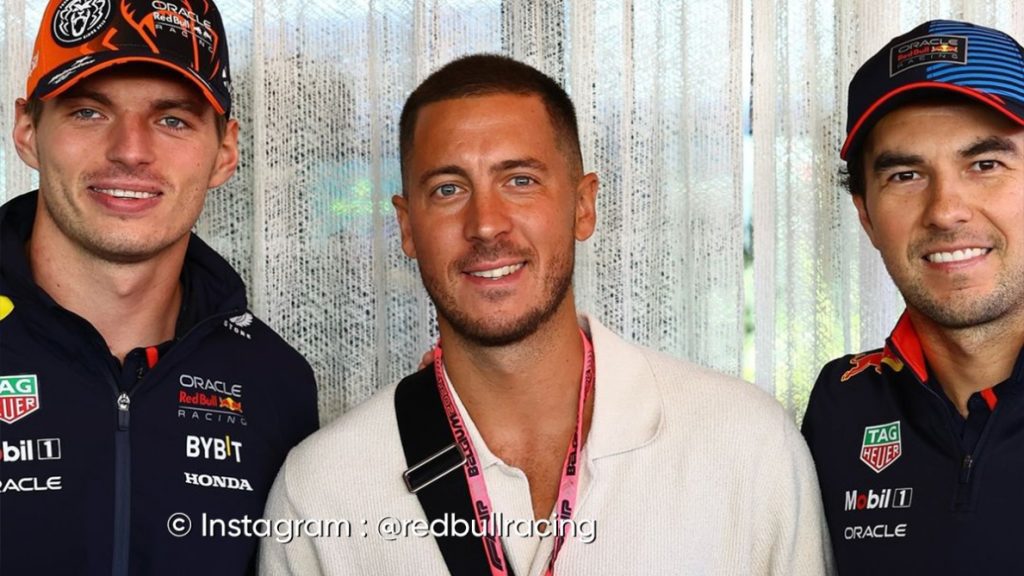 Un invité surprise: Eden Hazard prend la pose avec Verstappen et Perez avant le GP de Belgique