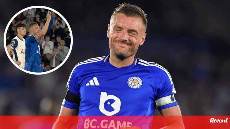 Vardy provocou adeptos do Tottenham com título de campeão: imagens já se tornaram virais - Leicester City - Jornal Recor