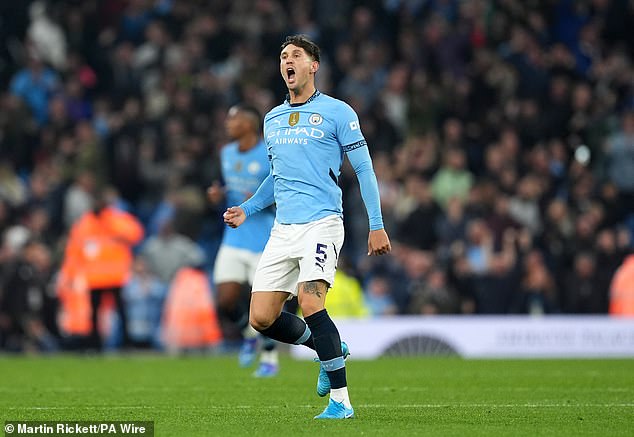 John Stones a marqué un but crucial contre Arsenal, prouvant son importance pour l'équipe.