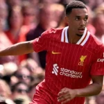 Alexander-Arnold sous le radar du Real Madrid : un départ imminent ?