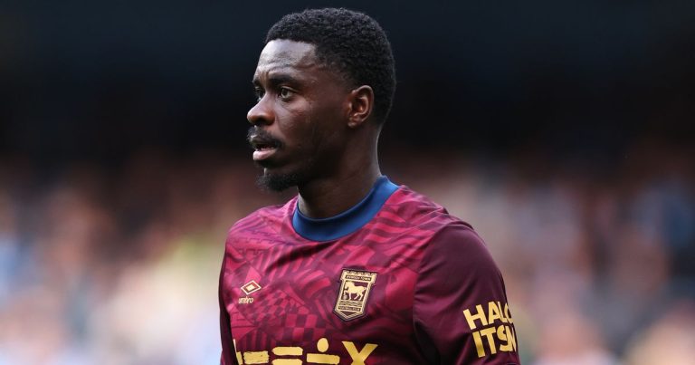 Axel Tuanzebe : Opéré après un accident de vaisselle