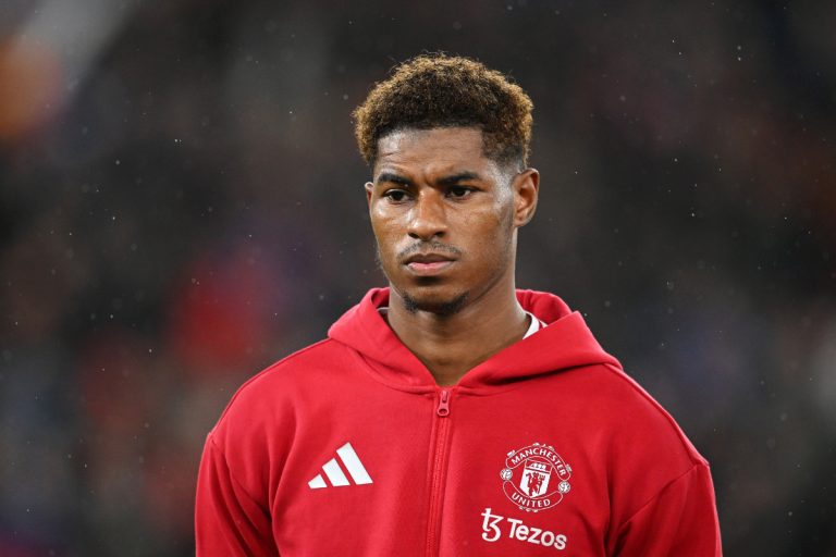 Carragher accuse Ten Hag de mensonge sur Rashford à Man Utd