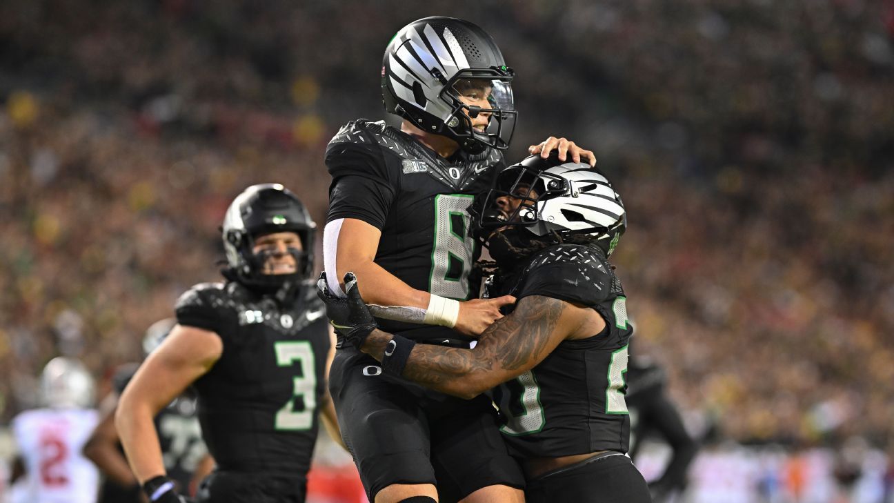 Dillon Gabriel brille lors de la victoire d'Oregon contre Ohio State