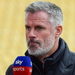 Erik ten Hag sous pression : Carragher critique les dirigeants de Man Utd