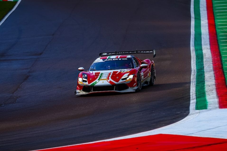 Ferrari : Cheung brille sous la pluie lors des qualifications à Imola