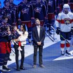 Hommage Ému aux Gaudreau lors de l'Ouverture des Blue Jackets