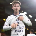 James McAtee brille et rend hommage à George Baldock en U21