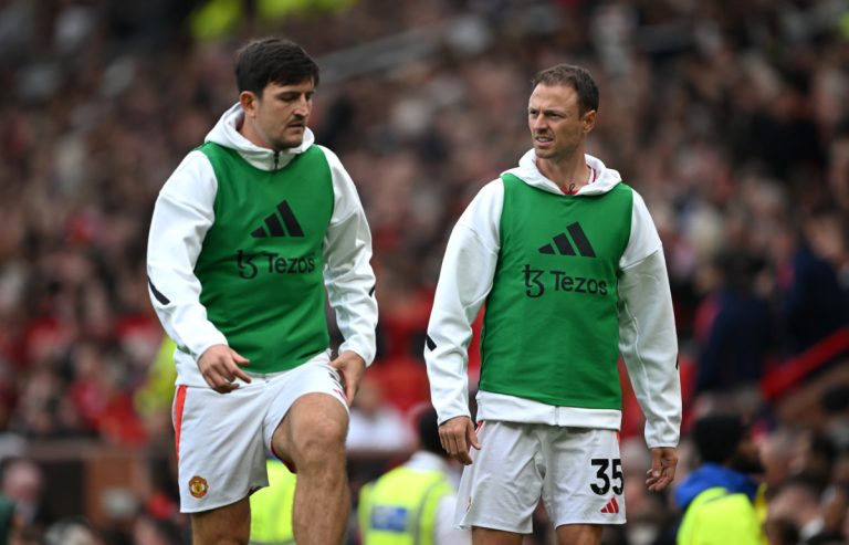 Jonny Evans brille en première mi-temps contre Aston Villa