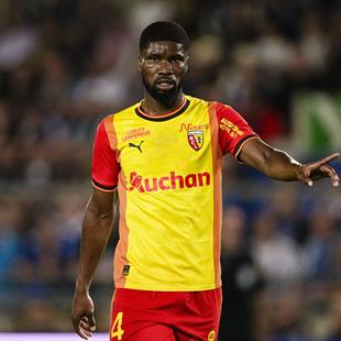 Kevin Danso apte à rejouer avec Lens après examens médicaux