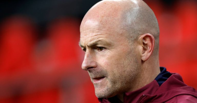 Lee Carsley blâme ses choix après l'humiliation de l'Angleterre