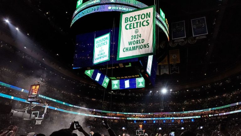 Les Celtics soulèvent leur 18ème bannière de champion NBA