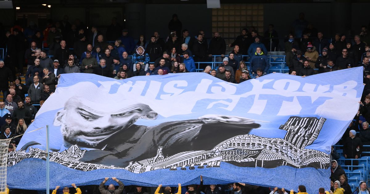 Les Fans de Man City envoient un Message à Guardiola