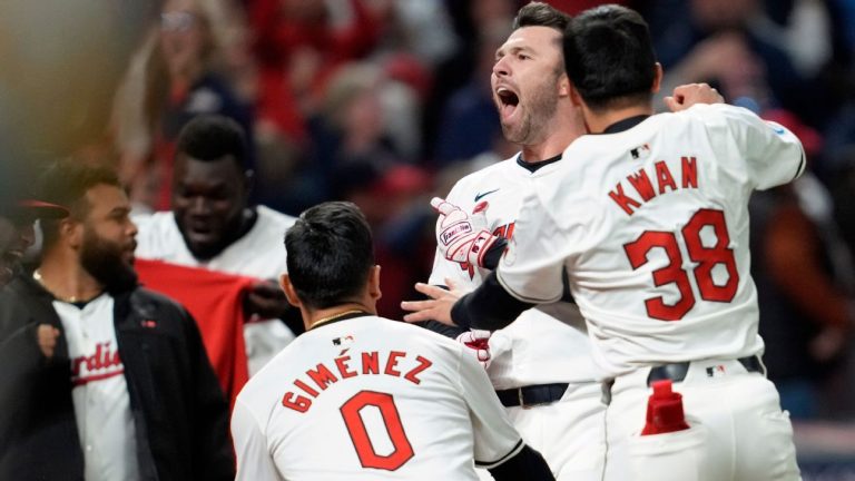 Les Guardians renversent les Yankees en ALCS : un match épique