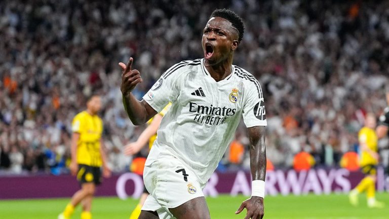 Real Madrid renverse Dortmund grâce à un triplé de Vinicius Jr