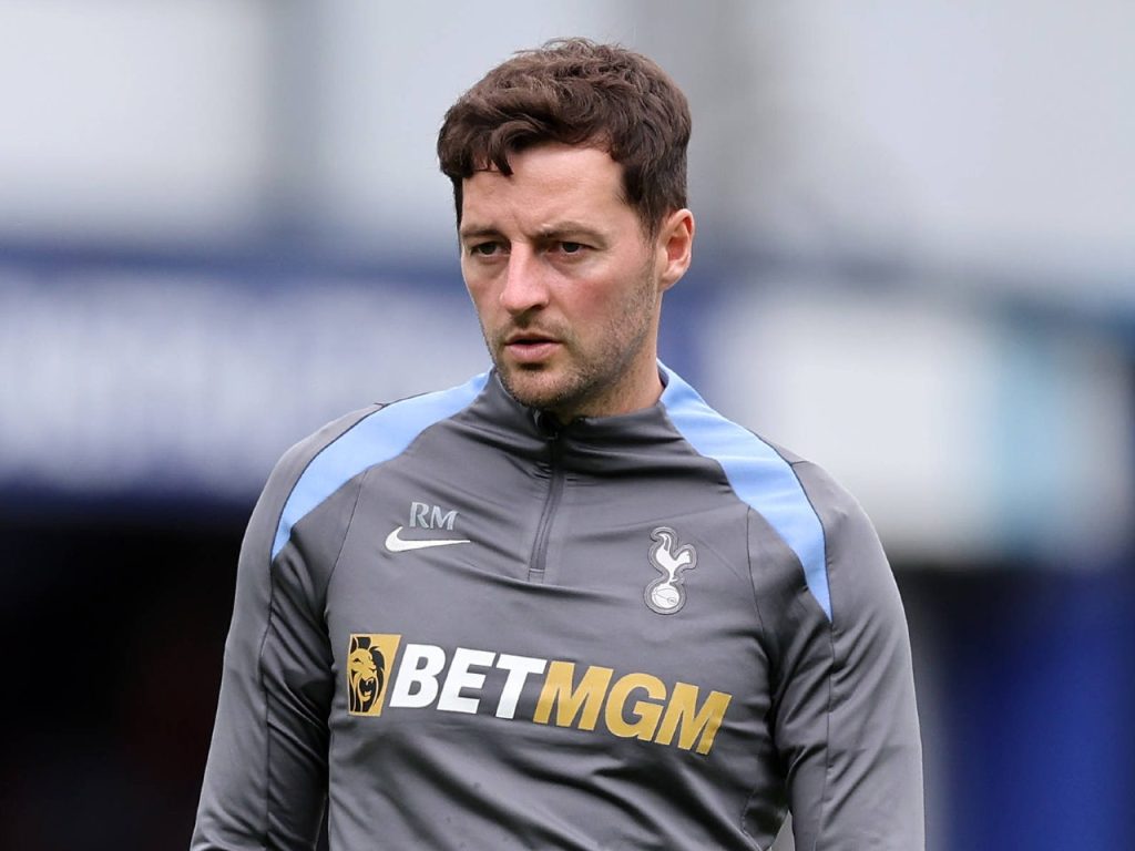 Ryan Mason reste entraîneur adjoint à Tottenham : décision prise