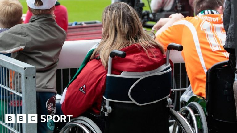 Uefa face aux appels à l'inclusion des supporters handicapés