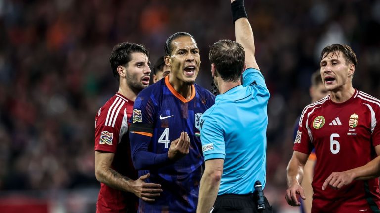 Virgil van Dijk frustré par son expulsion avec les Pays-Bas