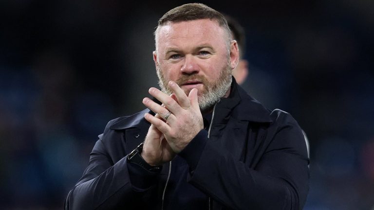 Wayne Rooney soutient Erik ten Hag malgré le début difficile de Man Utd