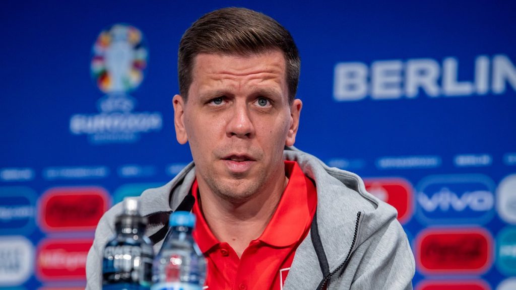 Wojciech Szczesny : Retour à Barcelone et polémique sur le tabac