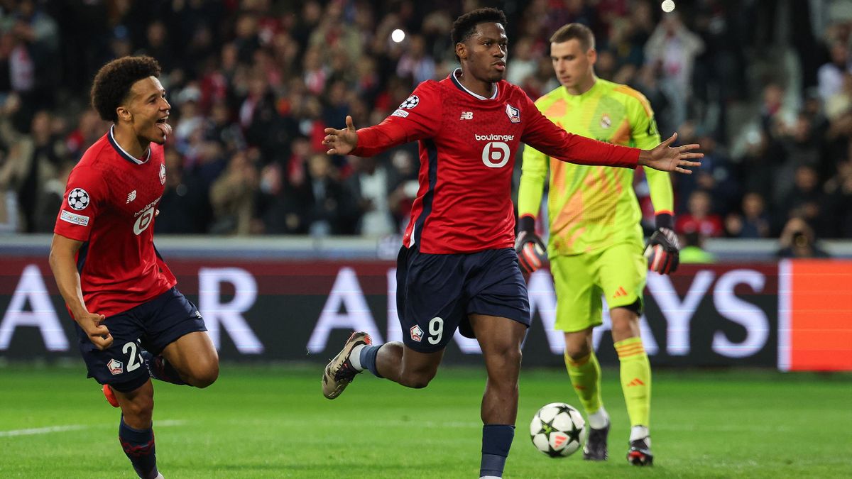 Jonathan David célèbre son but contre le Real Madrid