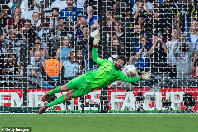 Alisson et Ederson