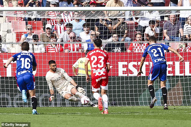 Paulo Gazzaniga a également réalisé des arrêts de penalty lors d'un match de LaLiga