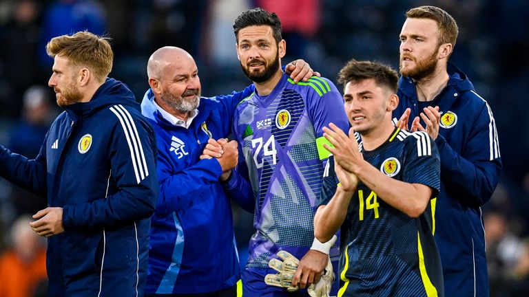 Craig Gordon lors de son 75e match contre la Finlande.